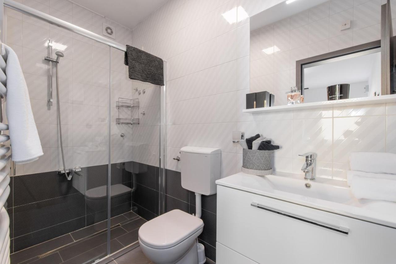 Apartments Valentino Rabac Ngoại thất bức ảnh
